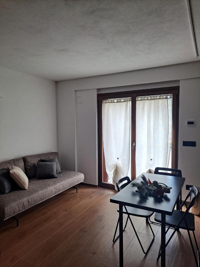 Petit Nid Apartment La Salle Exterior photo